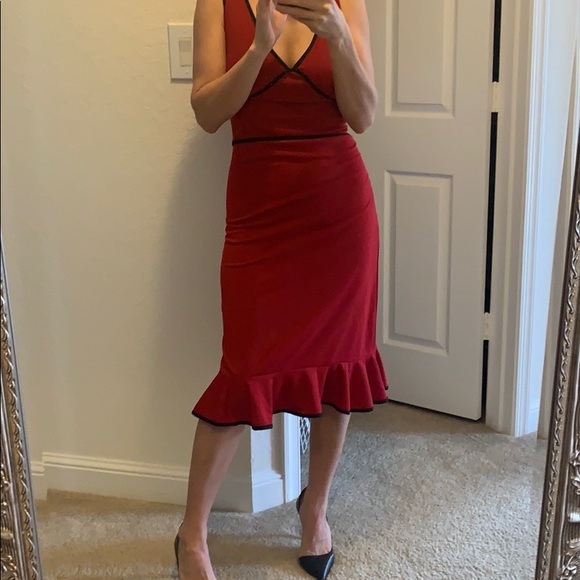 Red and black dress - Picture 2 of 16